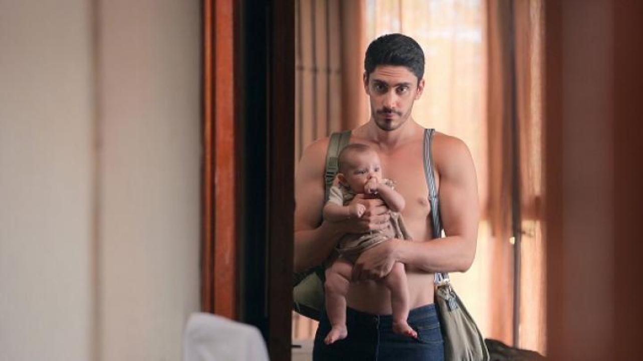 مسلسل The Manny الموسم الثالث الحلقة 1 الاولي مترجم ايجي بست