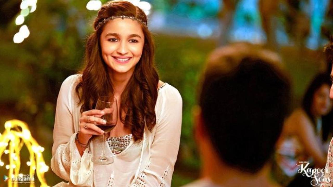 مشاهدة فيلم Kapoor & Sons 2016 مترجم ايجي بست